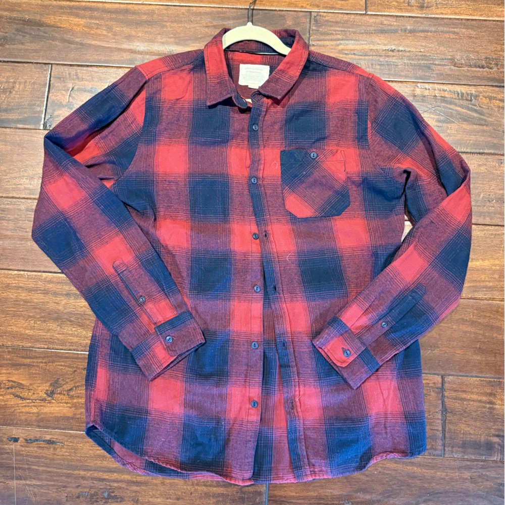 Utility Supply Co Red and Black Plaid Flannel Shirt L